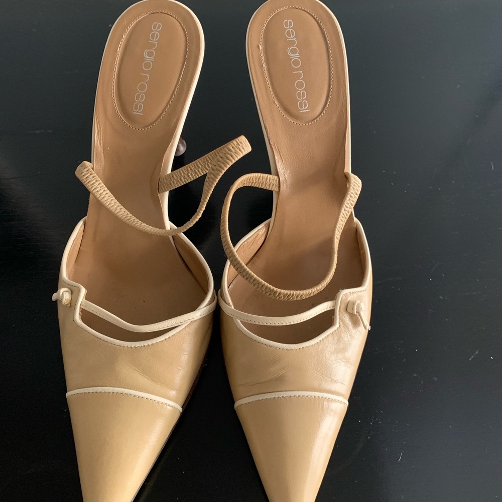 Sergio Rossi heel shoes 37